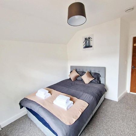 Jpl Apartment Cardiff Esterno foto