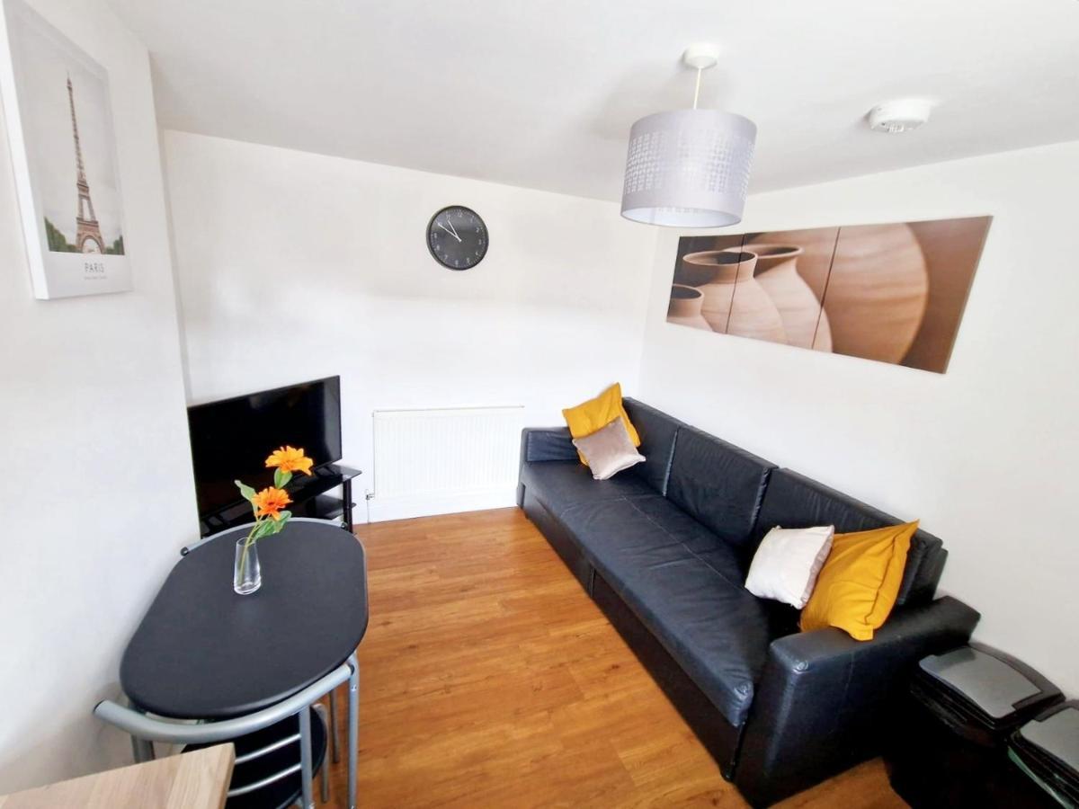 Jpl Apartment Cardiff Esterno foto