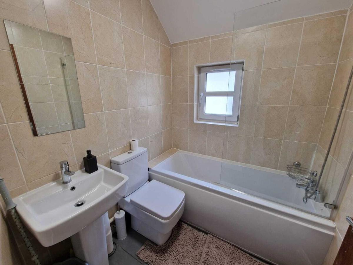 Jpl Apartment Cardiff Esterno foto